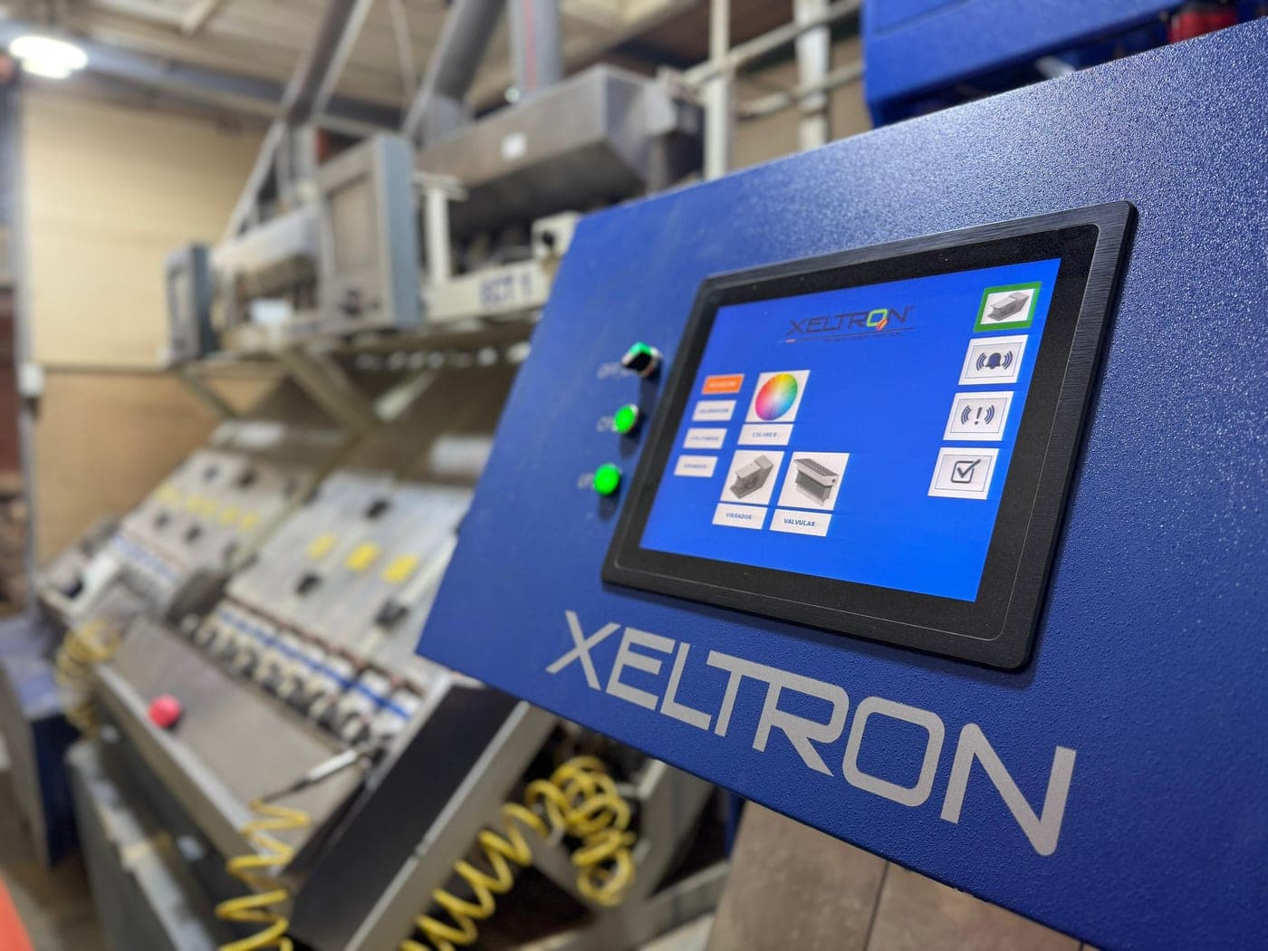 Consola de control de la seleccionadora óptica Xeltron